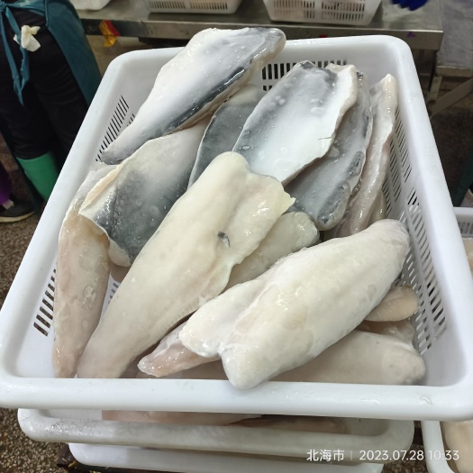 北海300-400g冻巴沙鱼片