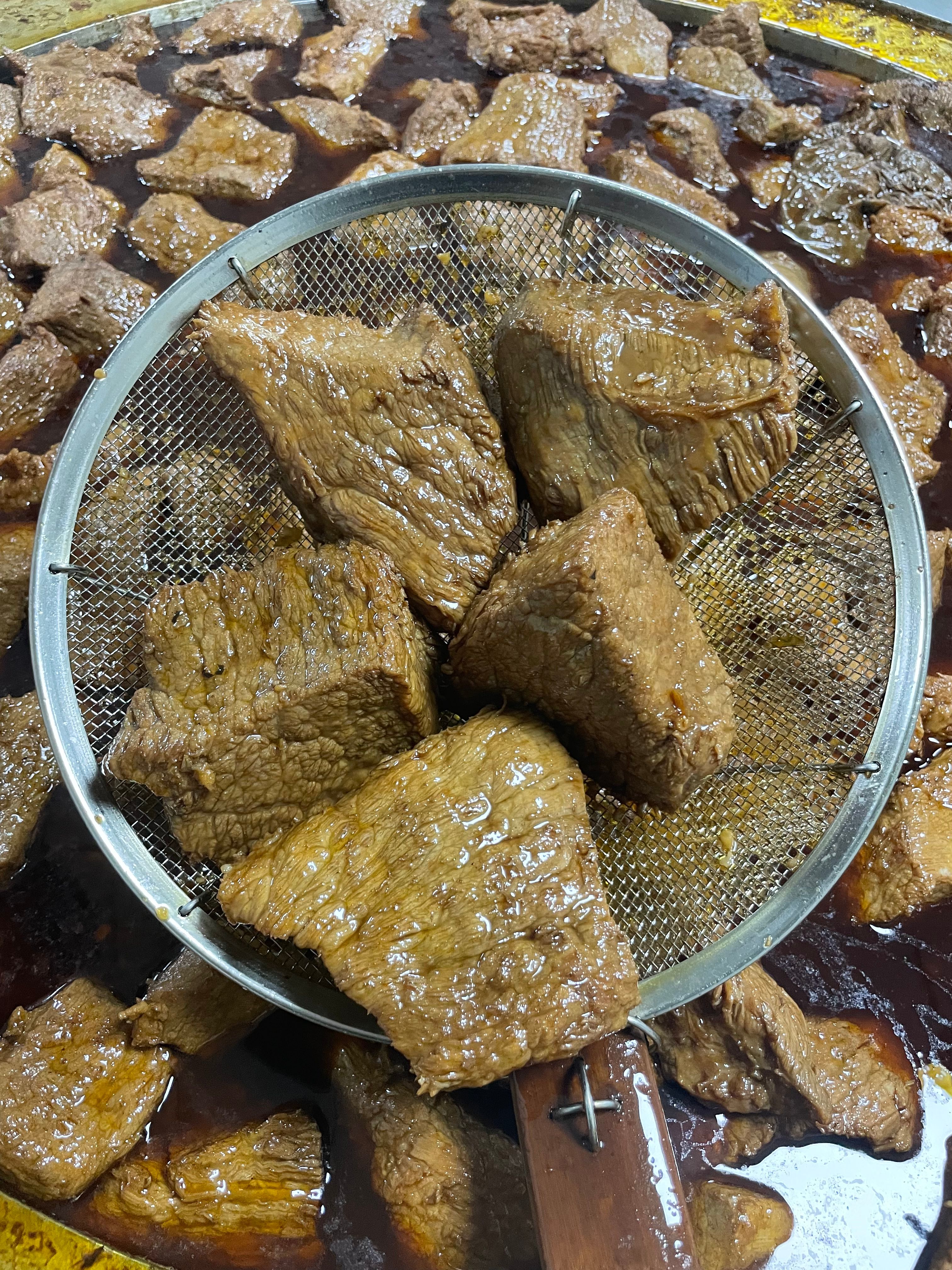 熟食  五香牛肉 后腿肉 干货 厂家直发 可拿样品