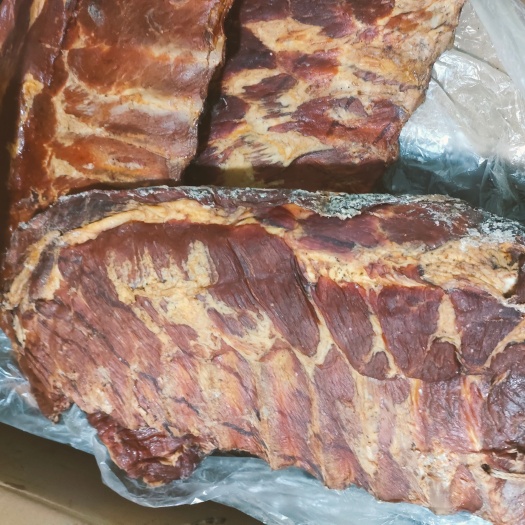 成都烟熏腊排骨，常年有货，干度好块行好