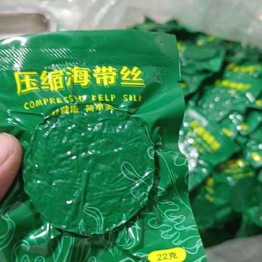 霞浦县压缩圆饼海带丝一片16克