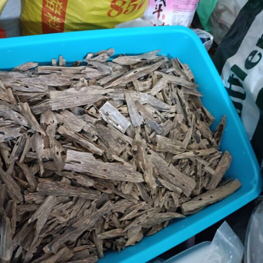 北流市天然沉香虫漏清香，甜香做香熏香原料