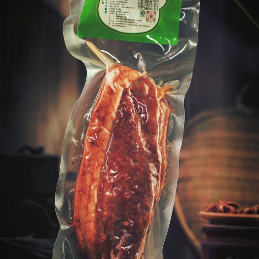 宁洱县云南普洱特产麻辣后腿肉，腊肉，瘦肉