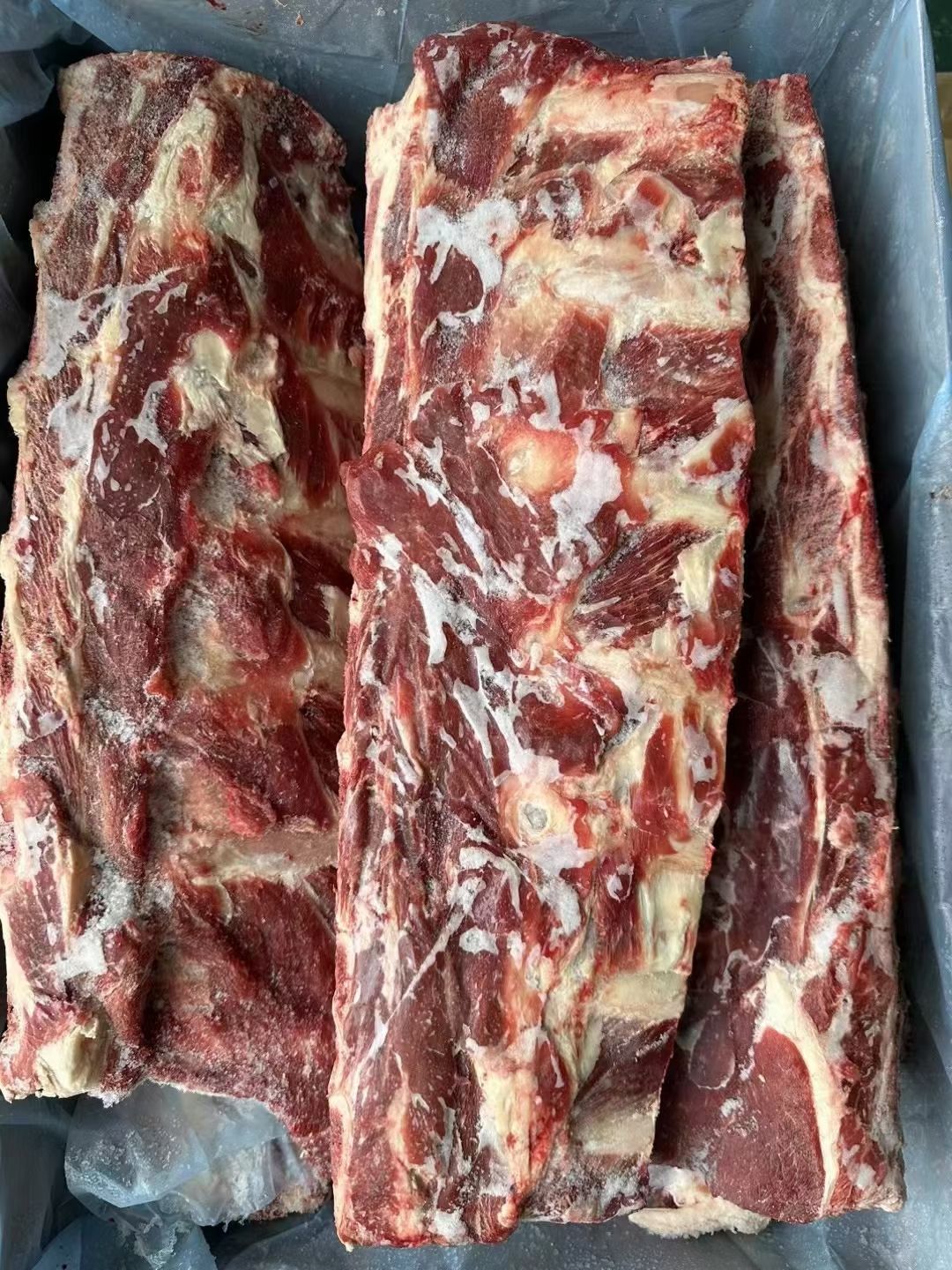 牛脊骨，肉含量不低。