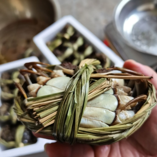 宜兴市四两母蟹