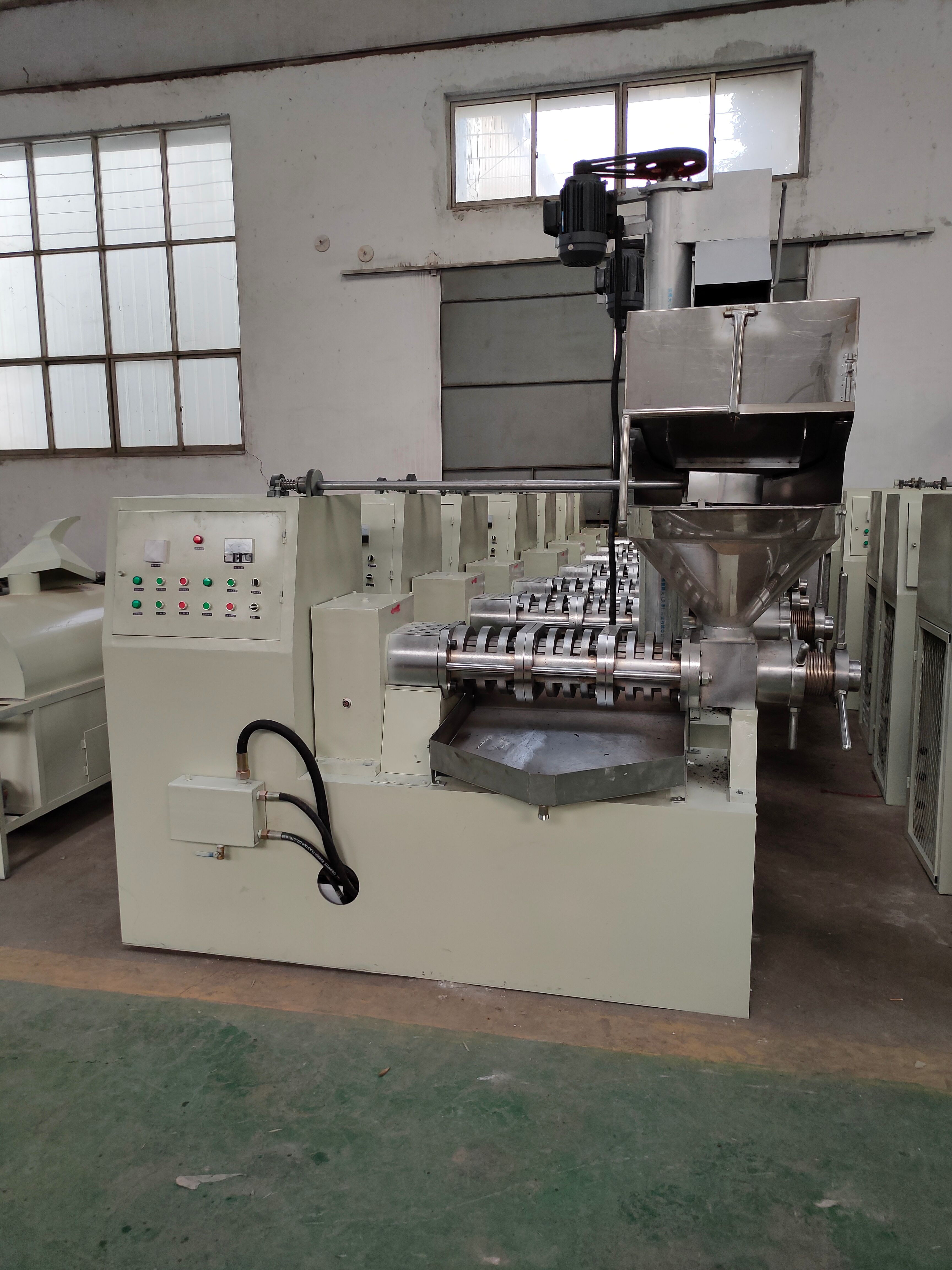 全自动冷热两用油葵榨油机