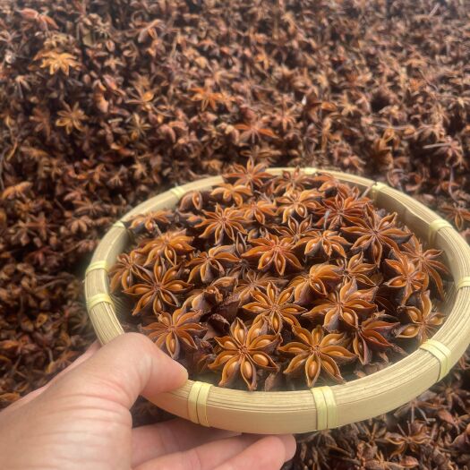 玉林水烫无硫大红八角，桂皮，产地直销量大价优