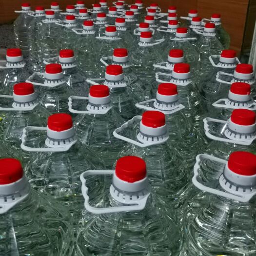 叙永县选用优质高粮采用传统工艺酿造