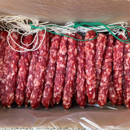 广式腊肠纯手工中山黄圃腊肠咸甜不腻腊味厂家直发批发大众口味