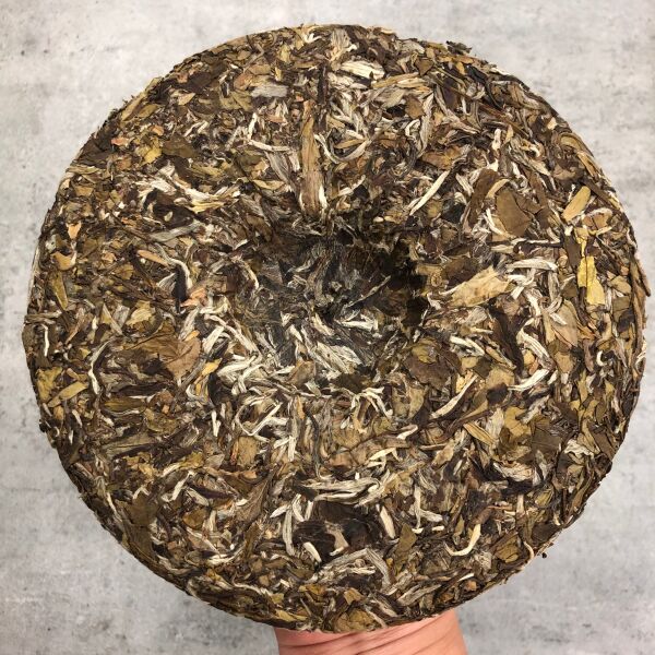 2017年花香白牡丹福鼎老福建白茶300g/饼包邮