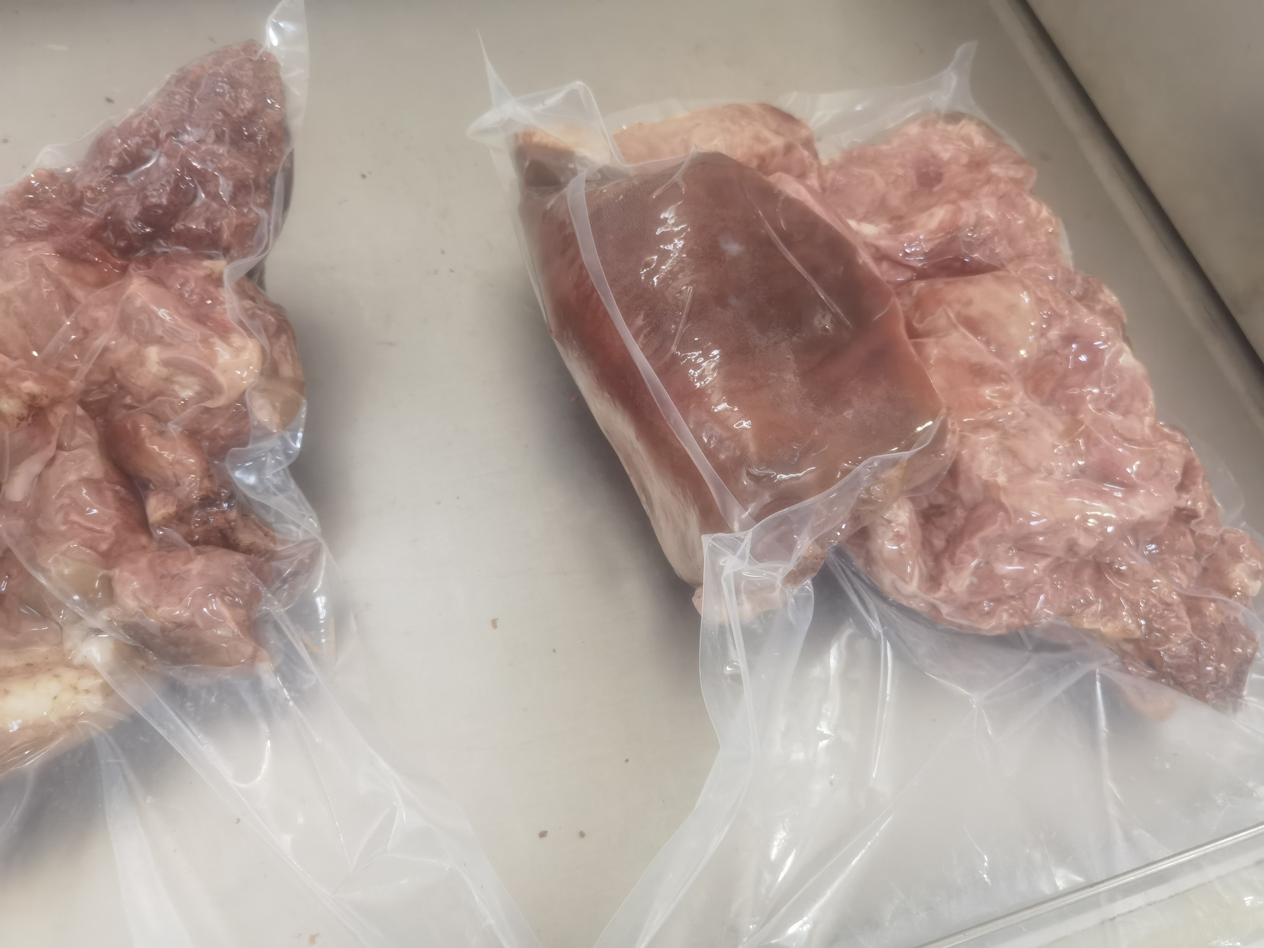 带皮山羊肉，外蒙古水煮熟羊肉