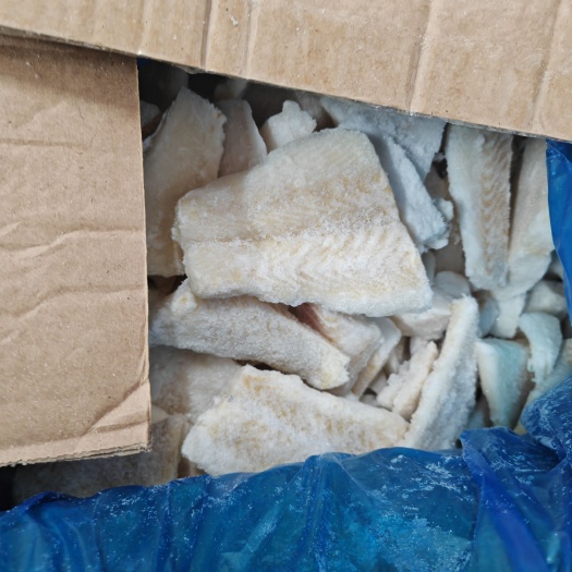 青岛比目鱼鱼片鱼碎肉比目鱼片格陵兰比目鱼块高档鱼去皮去刺去骨鱼肉