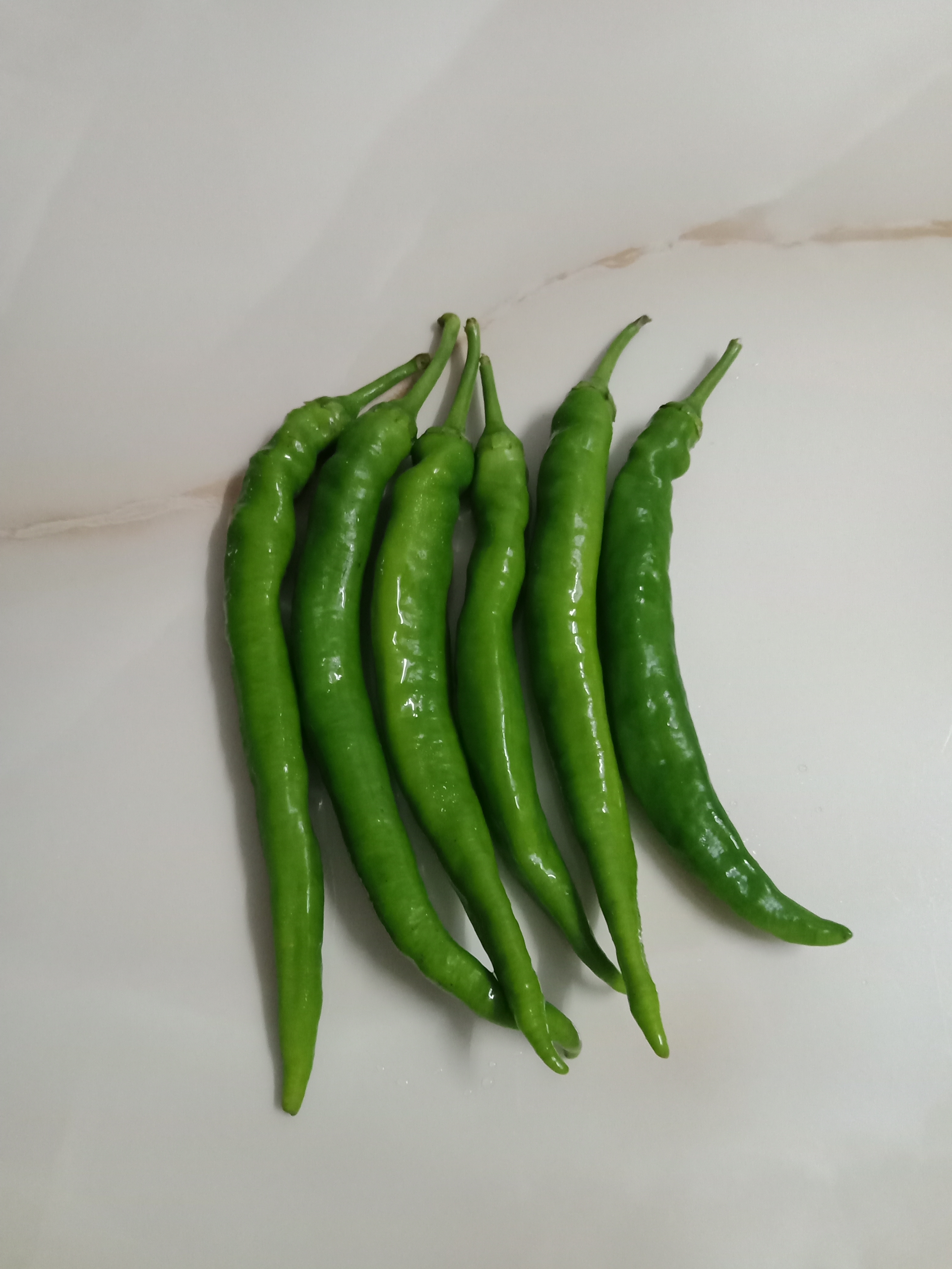 我刚发布了新供应[牛角椒 10~15cm 靑色 中辣],想要货的可以找我咨询!