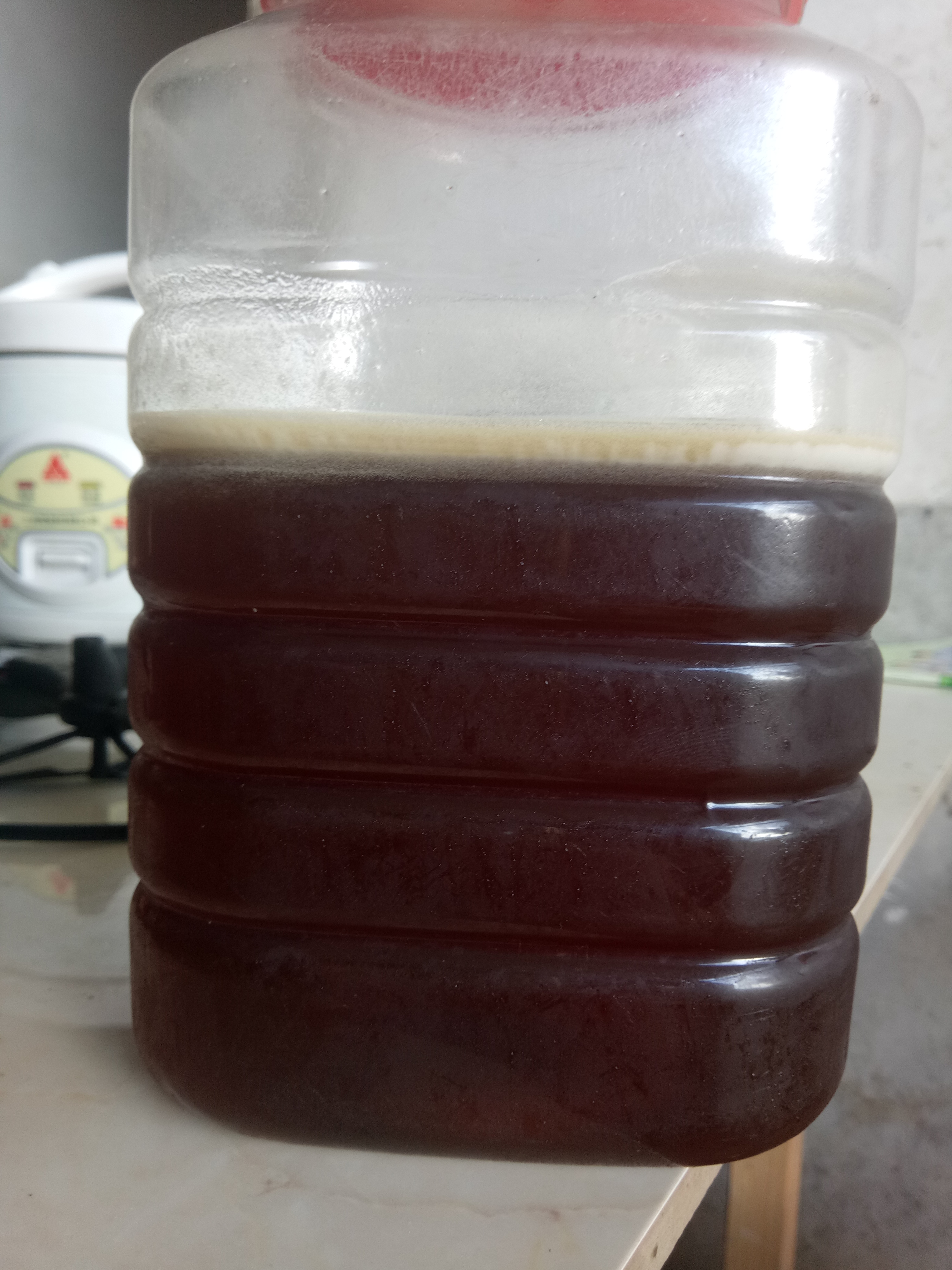 土蜂蜜 塑料瓶装  2年以上 