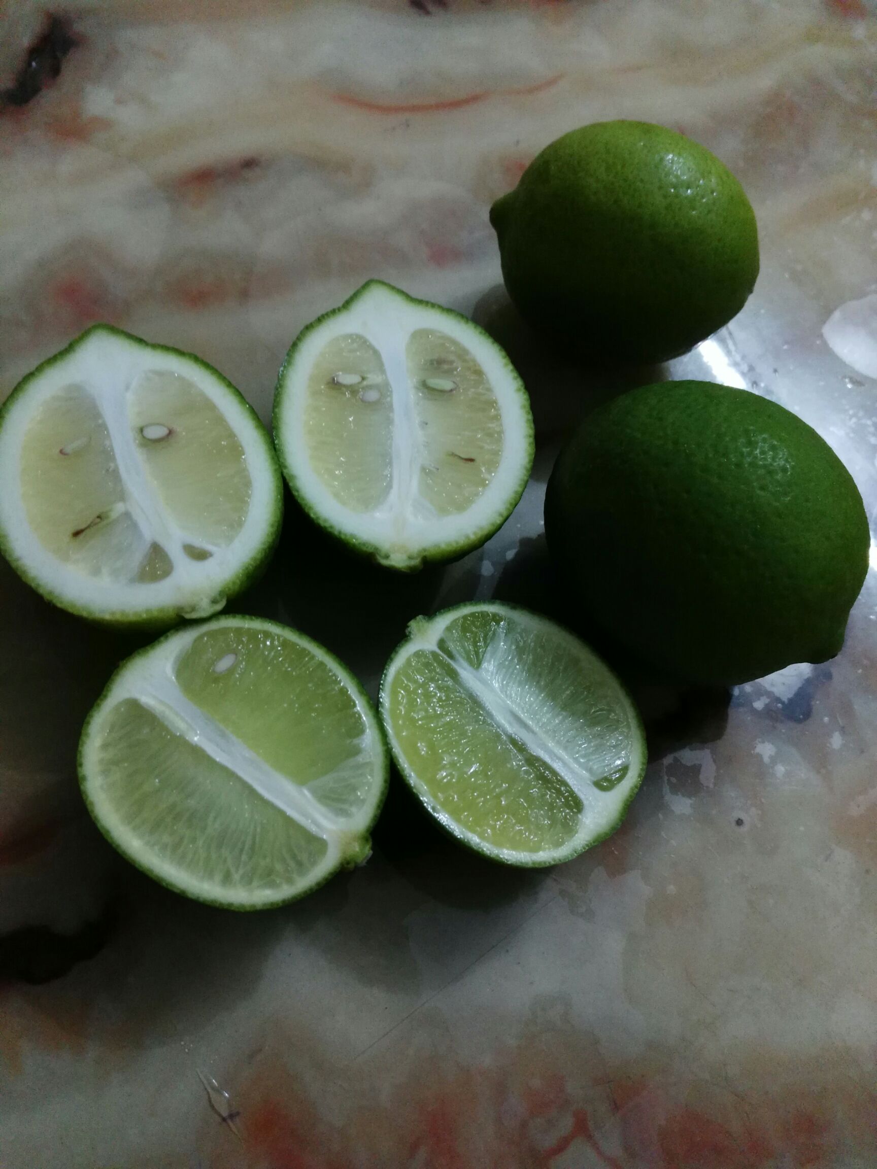 无籽柠檬 果品常绿，老树。