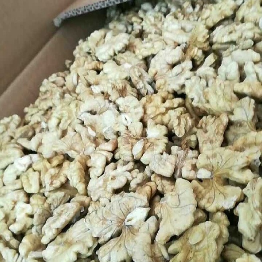 漾濞县云南漾濞核桃