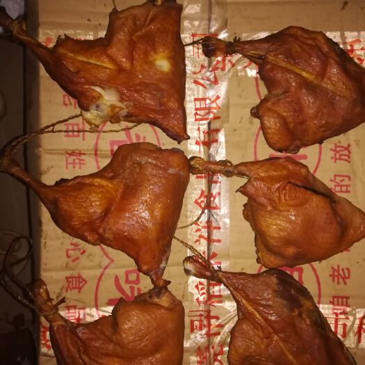 腊鸭腿 香湘腊味烟熏鸭腿，口味正，靓货