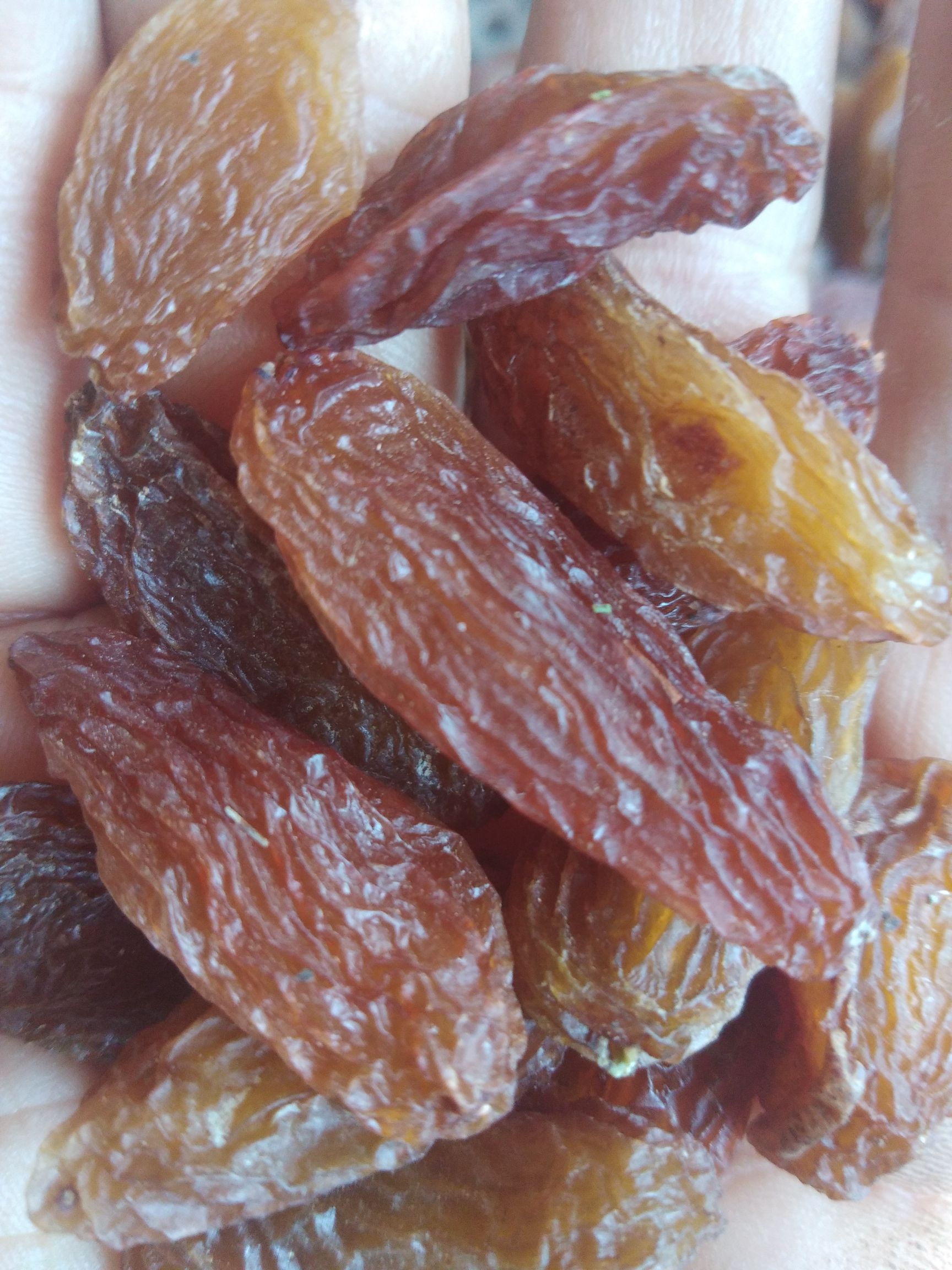 吐鲁番吐鲁番特级红香妃葡萄干，2.6到4公分香甜美味