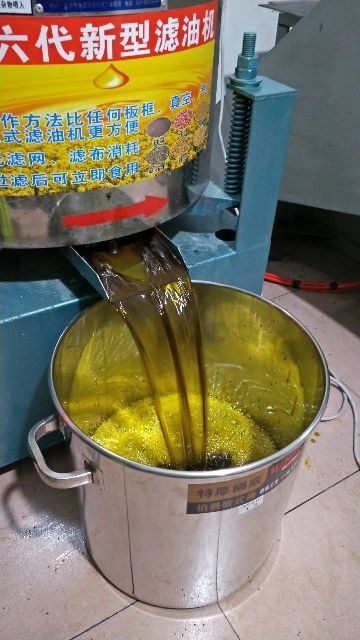 六盘水自榨纯菜籽油 