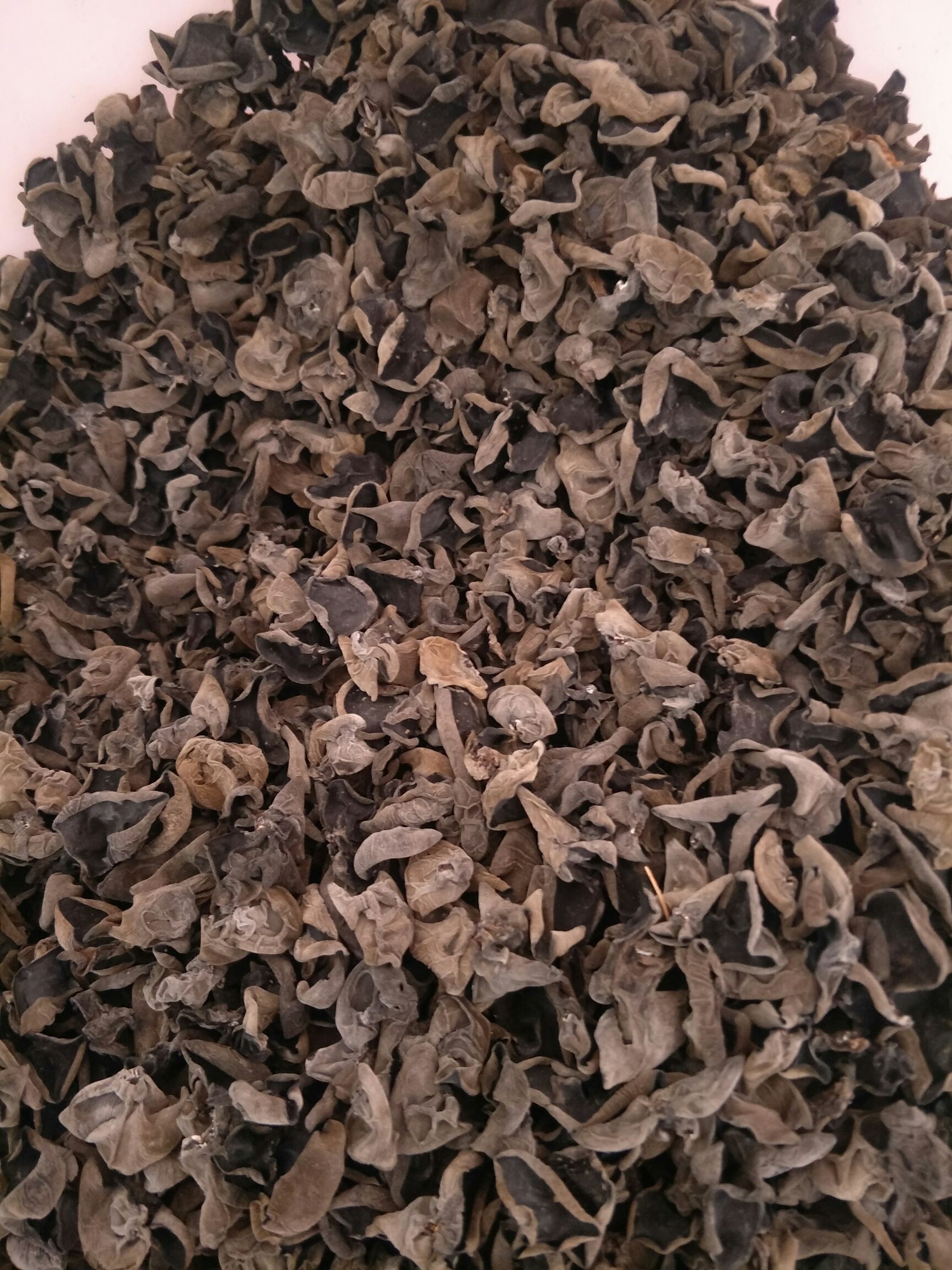  东北黑龙江黑木耳 肉厚无根小碗耳