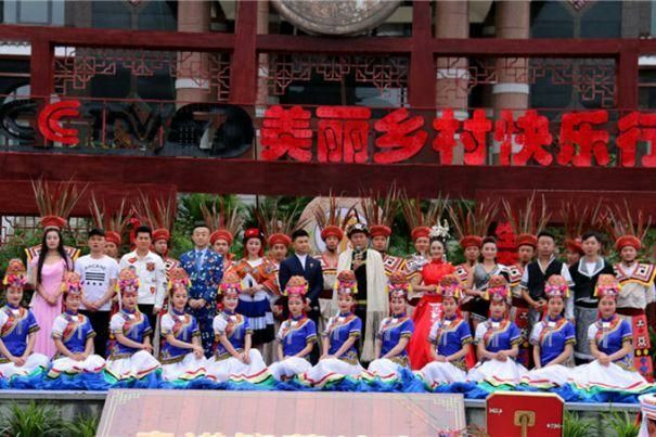 纳雍县玛瑙红樱桃树苗 大果玛瑙红，一年两次收入，栽种，当年挂果