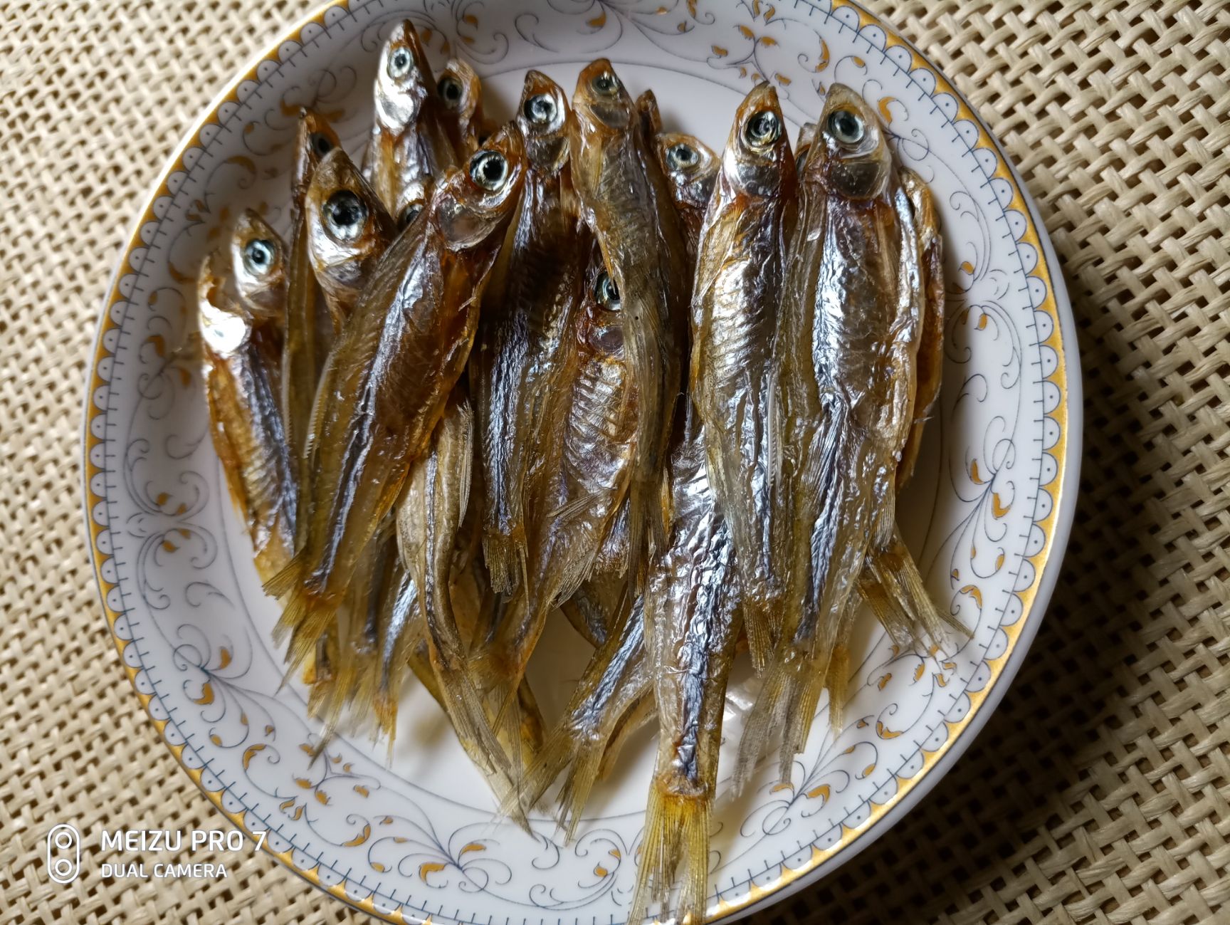 翹嘴白魚(yú)干