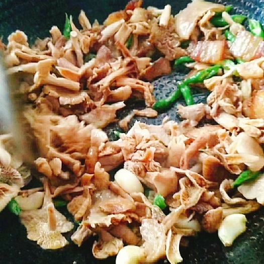 洞口县干磨菇 散装 半年 