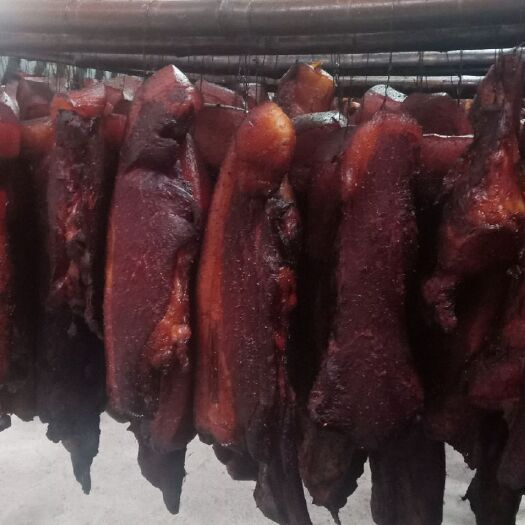 凯里市 农村黑毛猪肉加工腊肉香肠，生态农产品