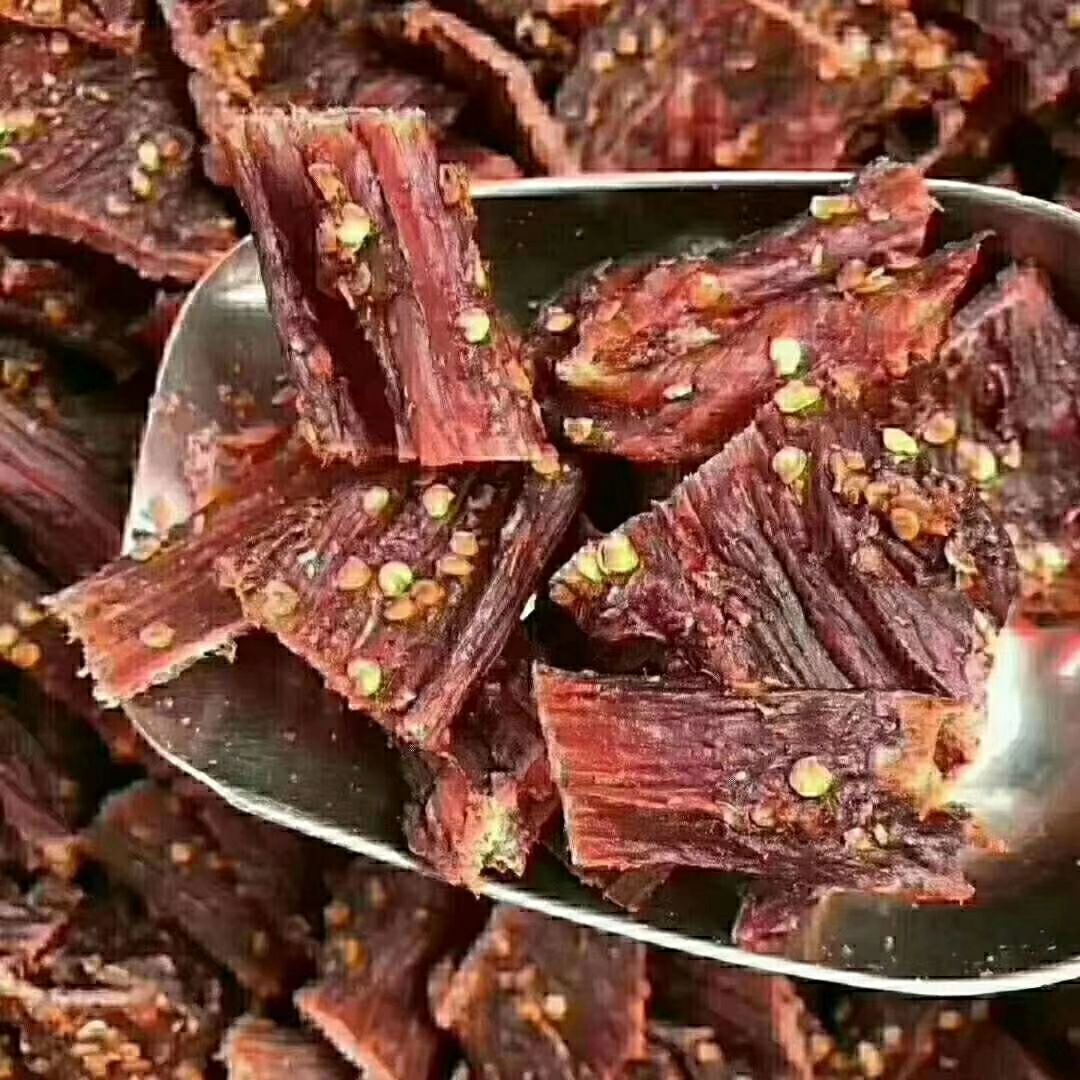 牛肉干  网红零食四川特产小吃 风干牛肉 厂家直销