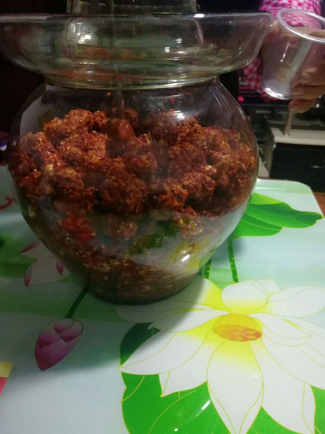 新鮮出爐的黴豆腐,風味獨特,入口即化.