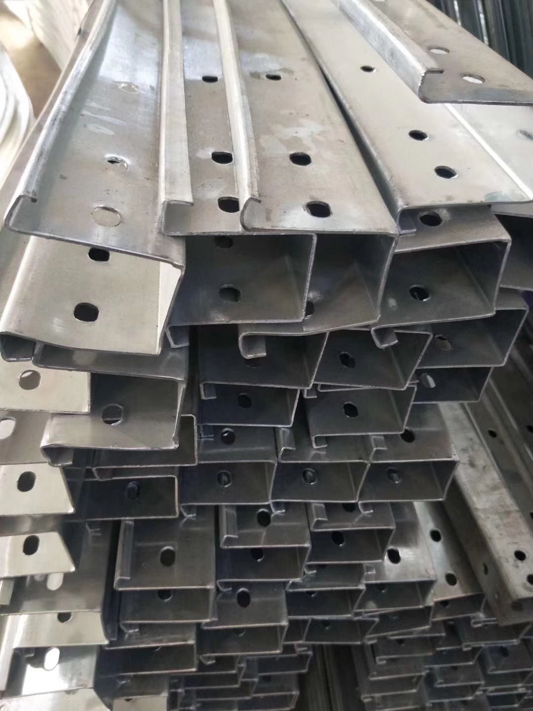 几字钢骨架 