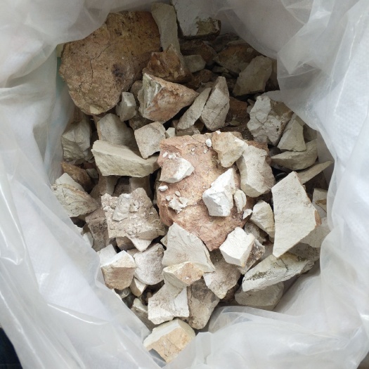 绥江县石灰 土窑烧制