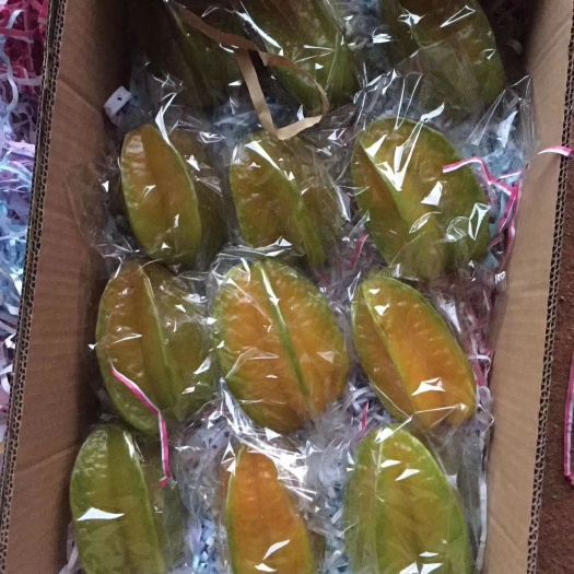 博罗县甜杨桃  4 - 5两 品种红龙杨桃