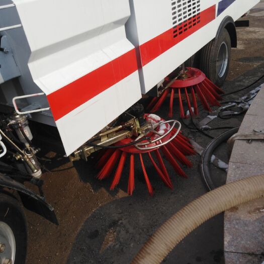 垃圾车  扫地车道路清洁