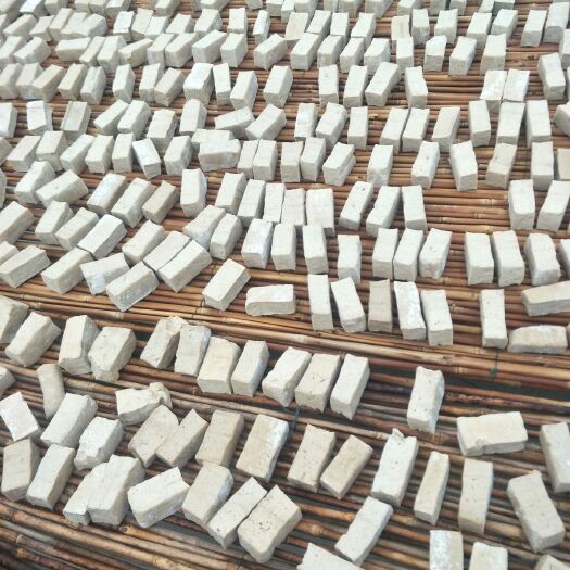 华容县白豆腐  选自农家自己种的黄豆，釆用传统手工制作，，豆香味浓