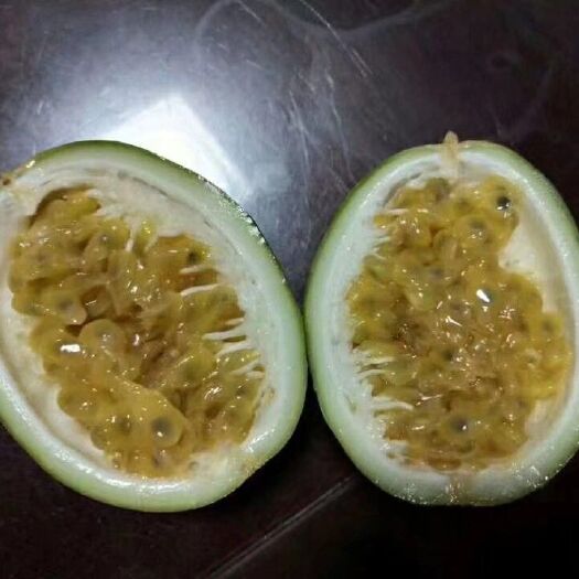 灵山县 绿皮百香果苗  