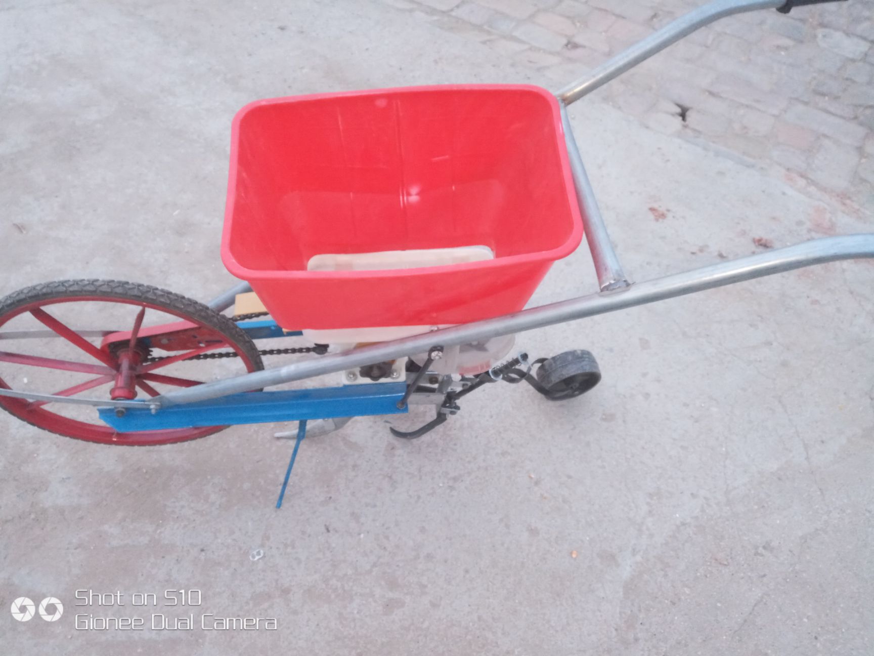 播种机 双仓，播种施肥