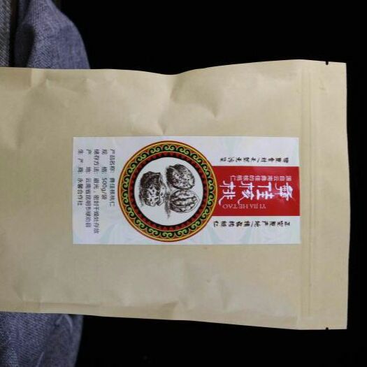 禄劝县核桃仁 12-18个月 