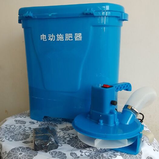 曲阜市 小型背负式鱼塘养殖投铒机 多功能电动施肥器