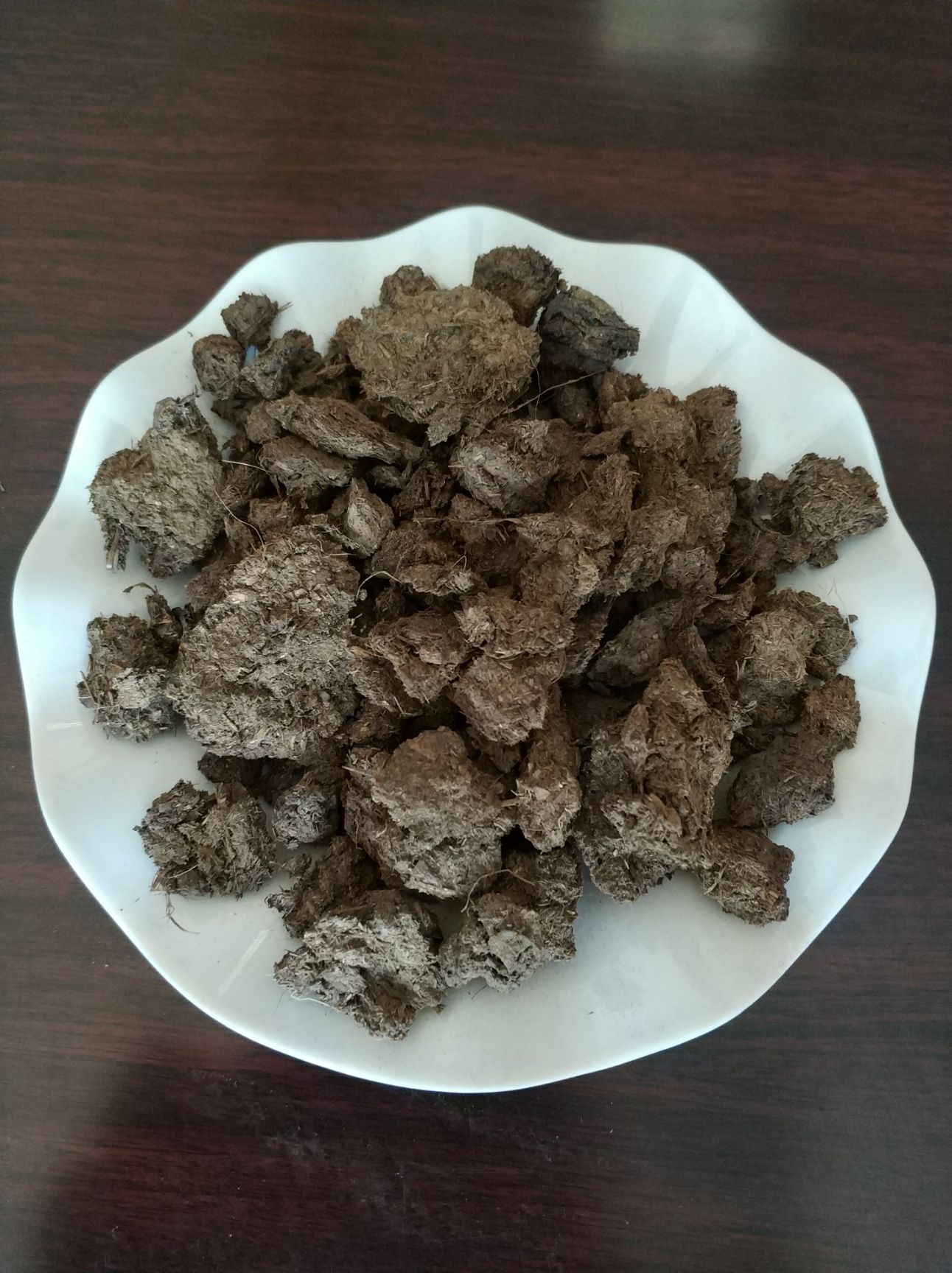纯干牛粪，晒干纯牛粪，风干牛粪，干牛粪块，牛粪块，牛粪肥厂家