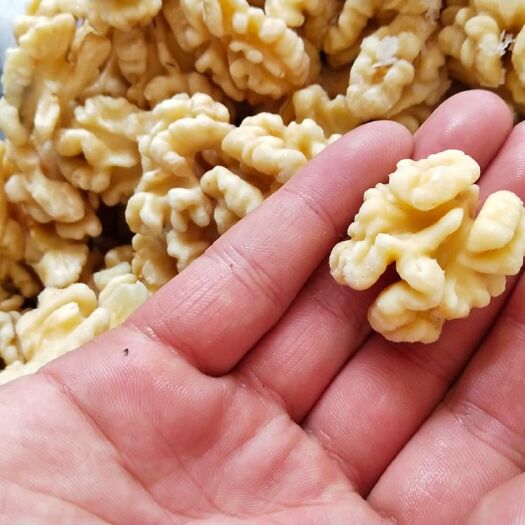 中阳县脱皮核桃