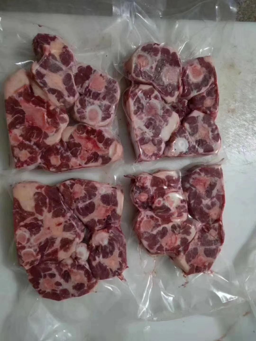 牛骨 生肉