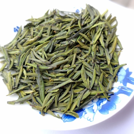 雅安 高山绿茶老川茶竹叶青雀舌