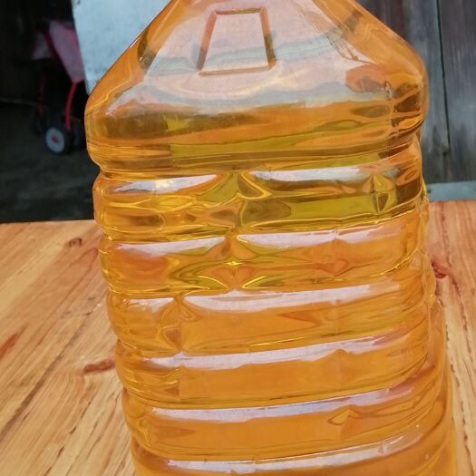 灵川县 2.5L农家现榨花生油，，原汁原味，香醇健康！