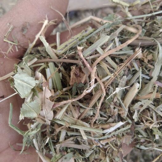 荆门秸秆，花生秧，蛋白质含量高，是养牛羊的最好选择
