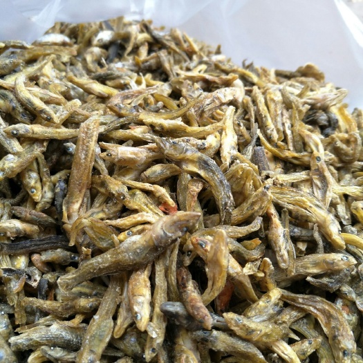 苏州淡水无盐小黄鱼，颜色黄，干度好，味道香。