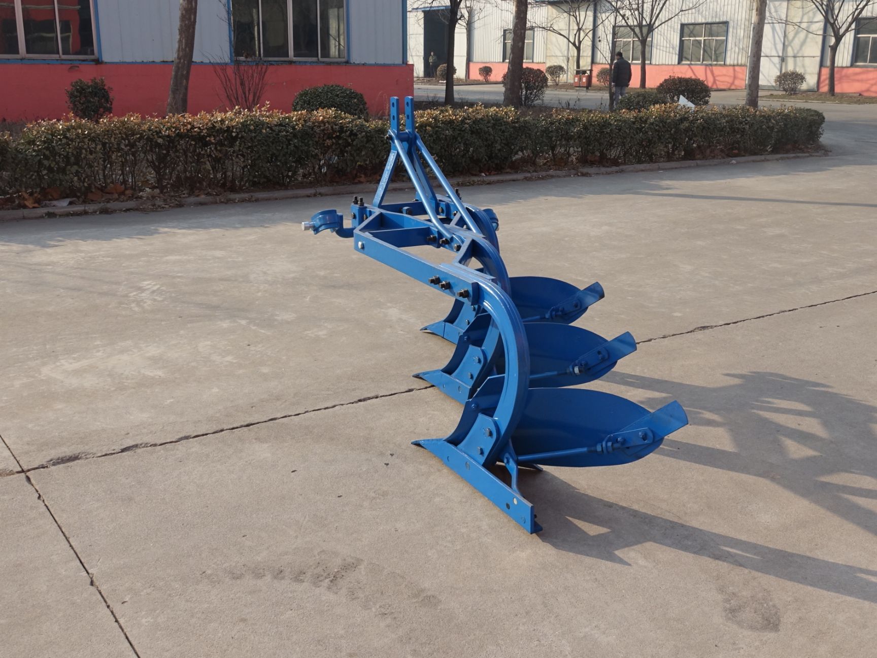  钢板铧式犁全钢开沟犁优质三铧犁重型耕地机犁地机