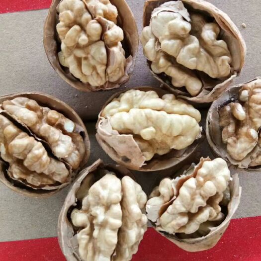吐鲁番 185纸皮核桃