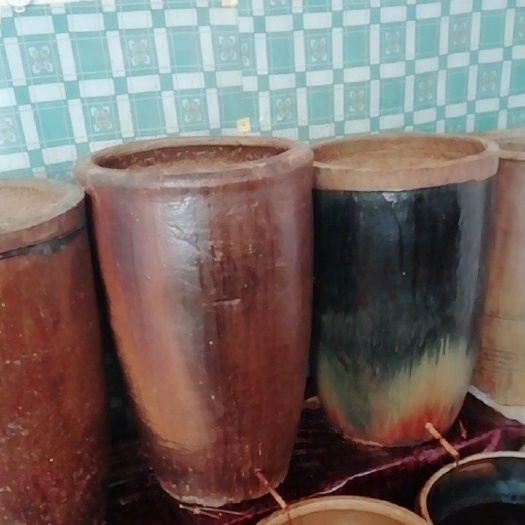  绿色纯粮醋，无勾兑，食用它健康永抱您