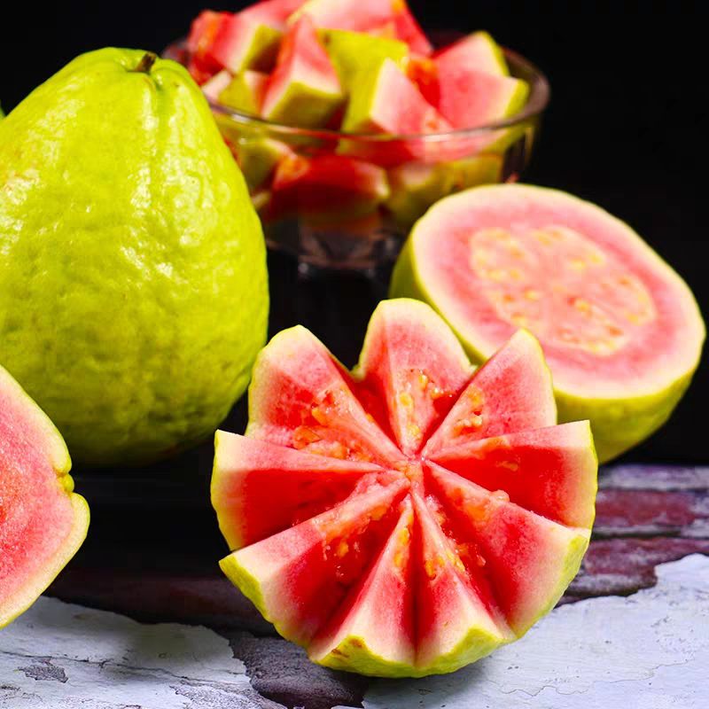  广西高山新鲜现摘现发清脆香甜送辣椒盐红心番石榴五斤三两装包邮