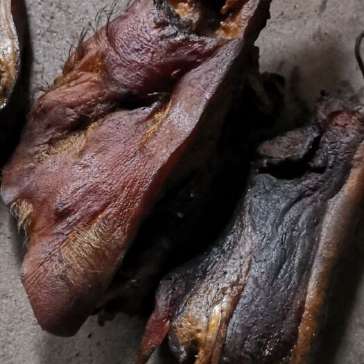 叙永县腊猪头肉 正宗土猪，腊猪头